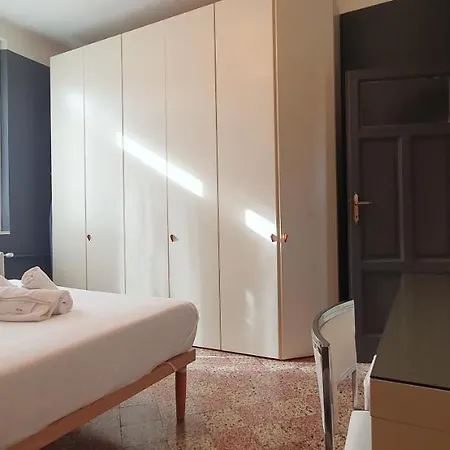 Bnbutler - Aselli, 14 - Comodo E Luminoso *