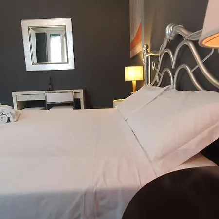 Bnbutler - Aselli, 14 - Comodo E Luminoso Appartement *